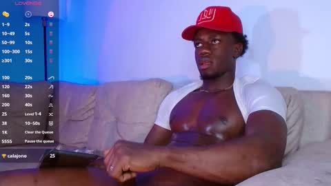 Mylo Wallace  online show from February 28, 3:21 am