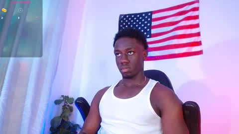 Mylo Wallace  online show from November 22, 8:07 pm