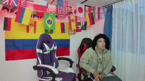 Myluandjack online show from June 12, 10:36 am