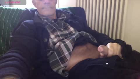 Bi sexy guy lovense hush is on private is open or password show tip if you like. online show from February 18, 2:28 pm