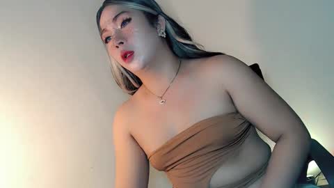 kimmy online show from February 8, 2:37 am