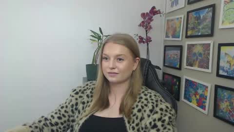 Erica online show from March 19, 3:06 pm