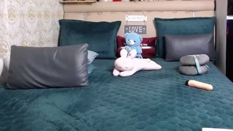 Shine online show from December 4, 10:42 pm