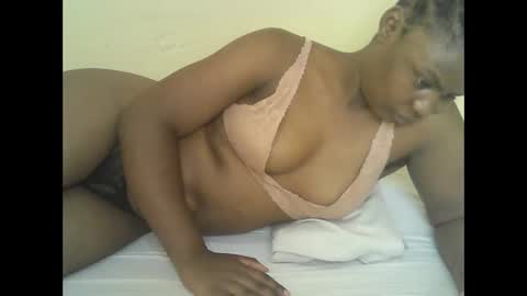 mystic_linna online show from June 4, 7:03 am