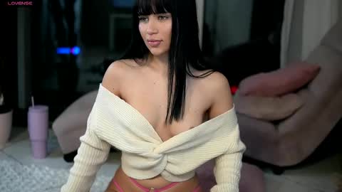 mysticlayla online show from January 9, 4:51 am