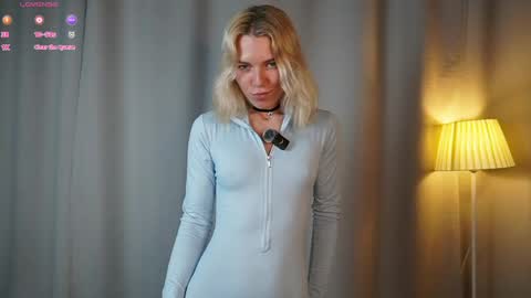 Olivia or just olive online show from May 23, 7:21 pm