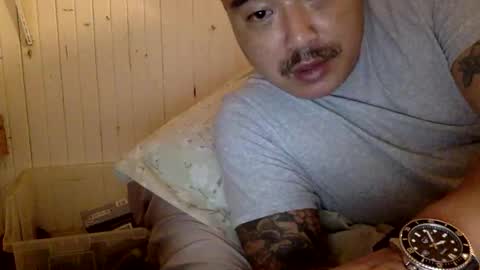 str8 dom alphaAsian Daddy type. sorry not bi or  curious but i dont judgediscrimenate. online show from February 25, 7:34 am