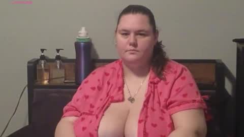 Mzjuicybootay online show from December 17, 10:33 am