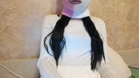 n33n33 online show from March 4, 4:42 am