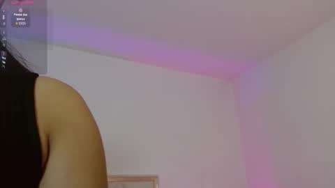 Snapshot of naanaky_tay chatting on October 22, 11:56 am TARA online show from October 22, 11:56 am