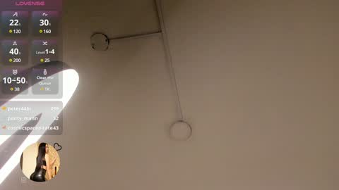    online show from December 16, 10:45 pm