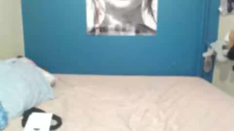 nadinnnea online show from November 12, 2:41 pm