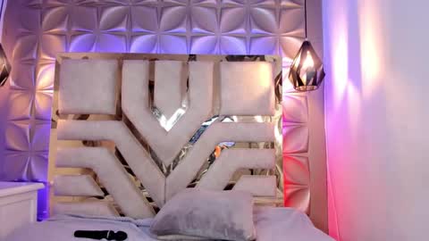 Snapshot of nahia_low chatting on January 31, 8:01 am  Valeria  online show from January 31, 8:01 am