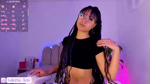 Snapshot of nahia_low chatting on September 24, 5:03 am  Valeria  online show from September 24, 5:03 am