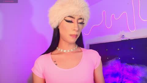 NahiaVictoria  online show from April 25, 6:16 pm