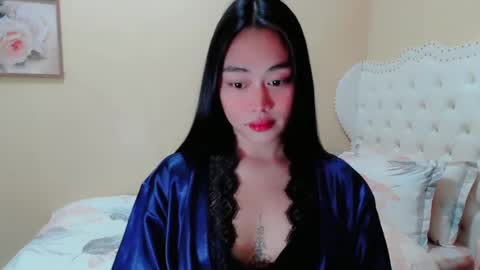 Kate online show from December 5, 10:28 am