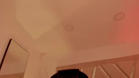 INSTAGRAM  m2221     online show from April 12, 10:19 am