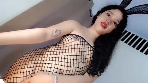 naked_weapon1 online show from January 2, 1:51 pm