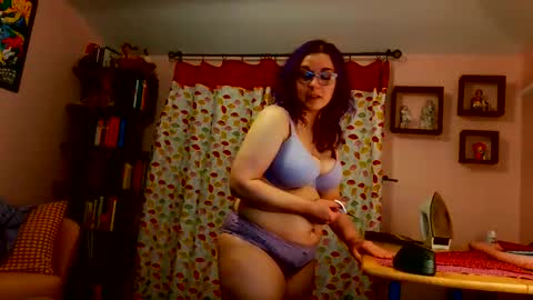 Lizzy online show from January 31, 5:51 am