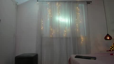 nalamittens online show from February 12, 3:29 am