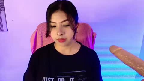 namiko_park_ online show from June 13, 2:55 am