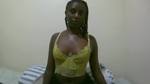 nana2095 online show from July 2, 4:28 am