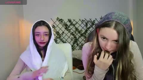 Rousse online show from February 3, 11:09 pm