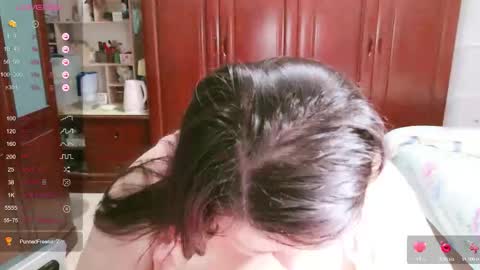 Snapshot of nanababy321 chatting on October 2, 12:37 pm Nana online show from October 2, 12:37 pm