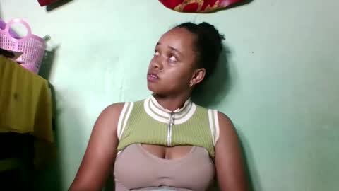 nandrianina416143 online show from April 21, 3:02 am