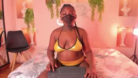 nanymoreno online show from October 6, 12:45 pm