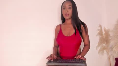 NAOMI online show from March 3, 10:22 am