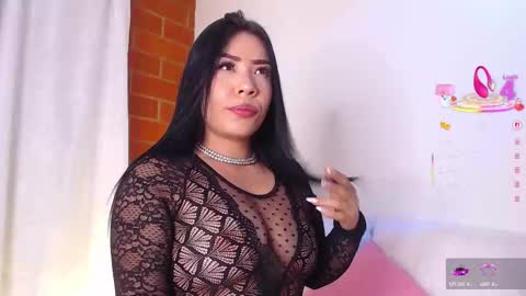 Snapshot of naomi_wong chatting on March 12, 7:36 pm Guys the page has lately failed. If you see me disconnected thats why.   online show from March 12, 7:36 pm