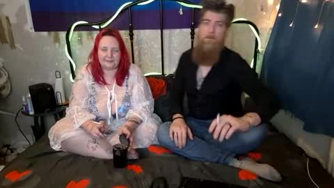 Naomi  Logan online show from January 25, 10:07 pm