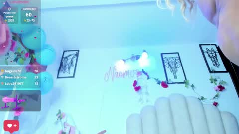 Snapshot of naomiasha_ chatting on March 6, 2:30 am    online show from March 6, 2:30 am