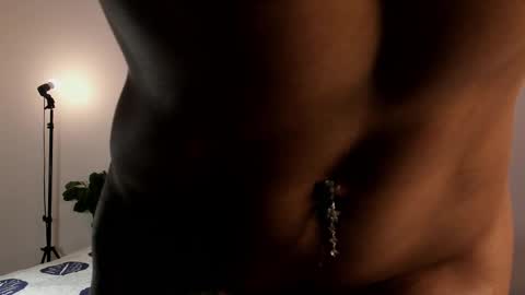 Snapshot of naomibrinks1 chatting on February 15, 12:15 am Heidy online show from February 15, 12:15 am