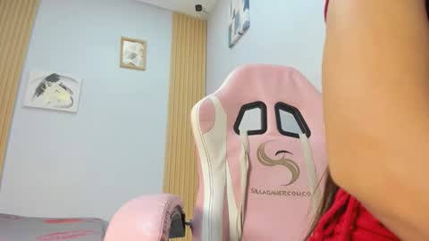 naomis_35 online show from March 6, 8:08 pm