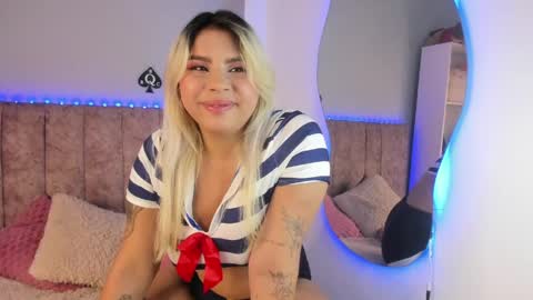 Laura  online show from May 21, 6:20 am