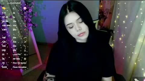 Naomi online show from May 2, 6:30 am