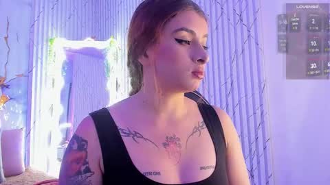 Naomy  online show from March 19, 3:45 am