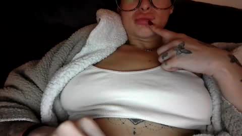 ninati online show from September 28, 9:46 pm