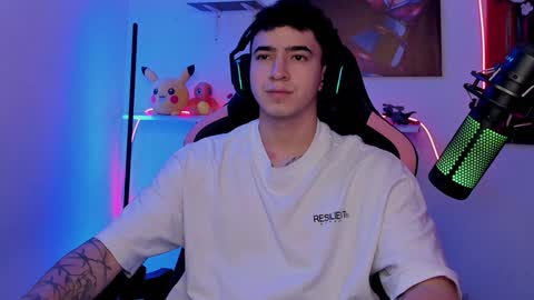 sebastian online show from February 4, 2:39 am