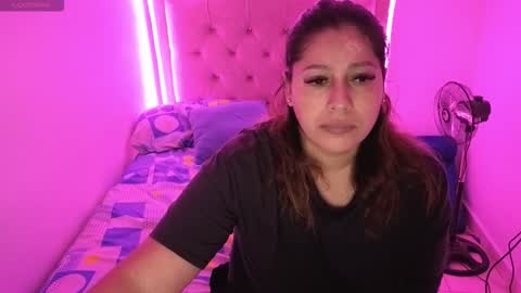 Nasly batista  online show from October 23, 7:10 am