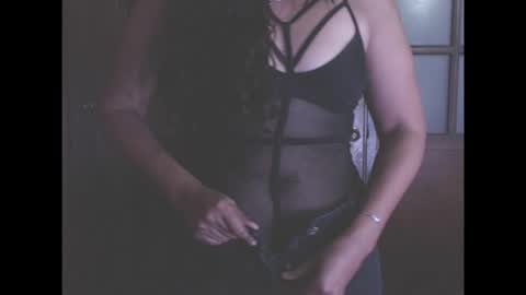 Nasly Cute online show from December 5, 2:33 am