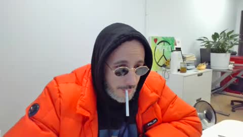 nassobout online show from January 17, 2:39 pm