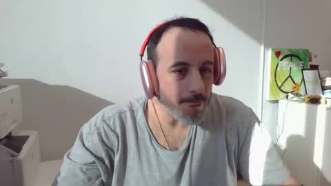 nassobout online show from January 22, 6:10 pm