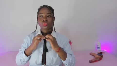 Tanisha online show from November 14, 1:52 am