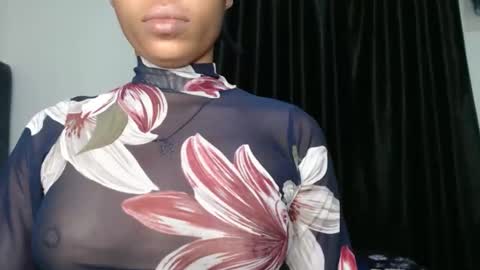 bella online show from December 14, 11:11 pm