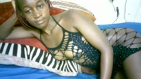 Marie online show from November 20, 7:00 pm