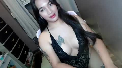 MERA DONT FORGET TO FOLLOW ME AND GIVE ME THUMBS UP online show from June 25, 6:02 pm