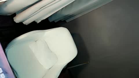 MERA DONT FORGET TO FOLLOW ME AND GIVE ME THUMBS UP online show from December 9, 2:49 pm